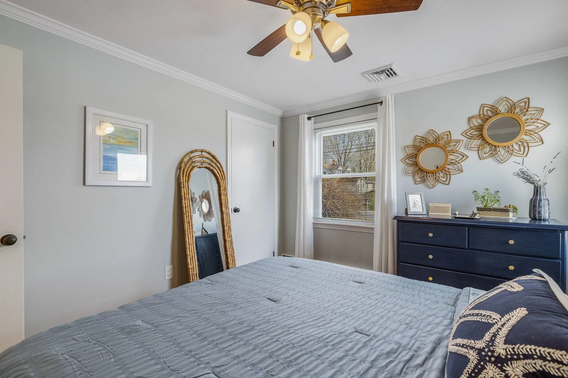 12 Hobbs Road North Hampton NH 03862