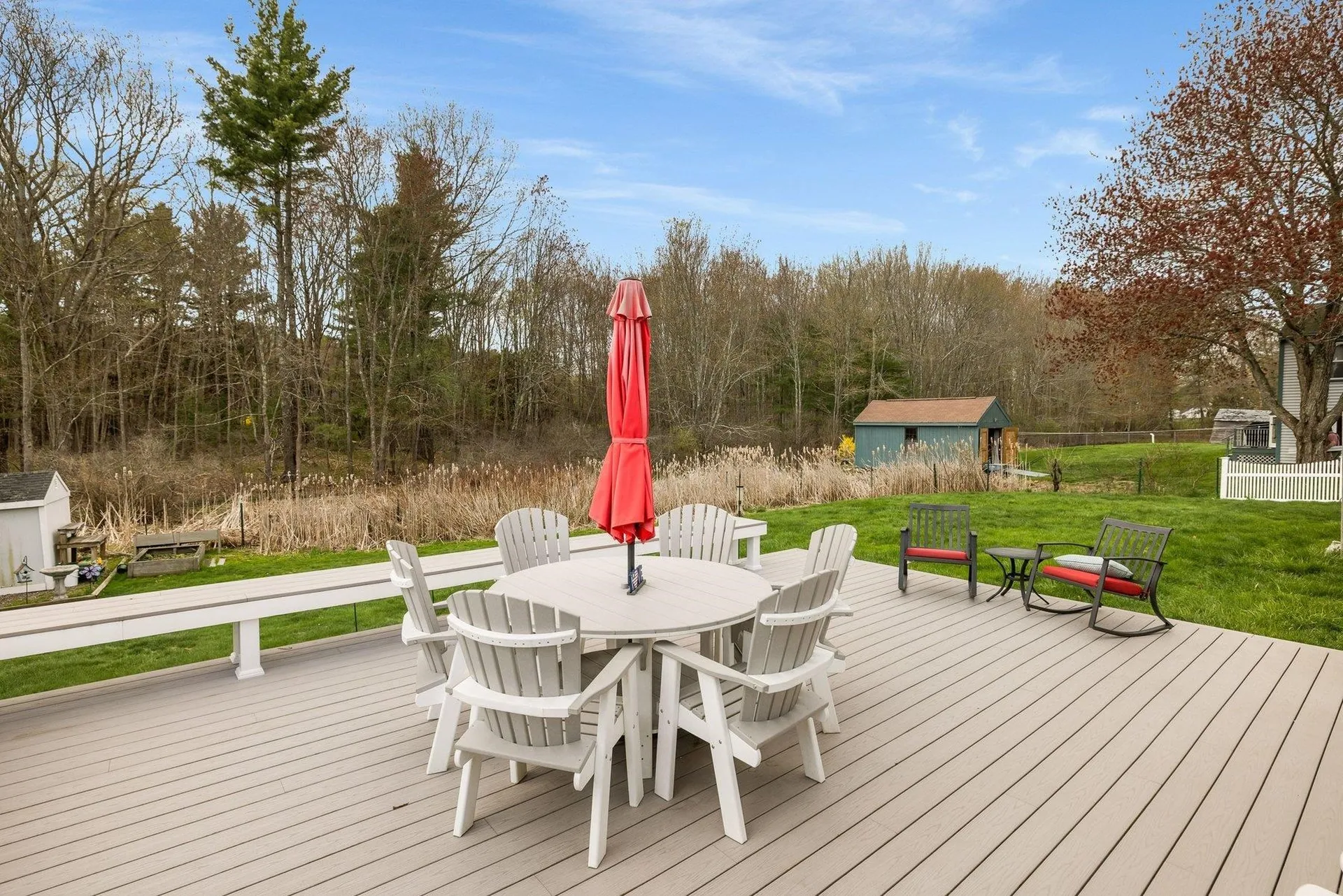12 Hobbs Road North Hampton NH 03862