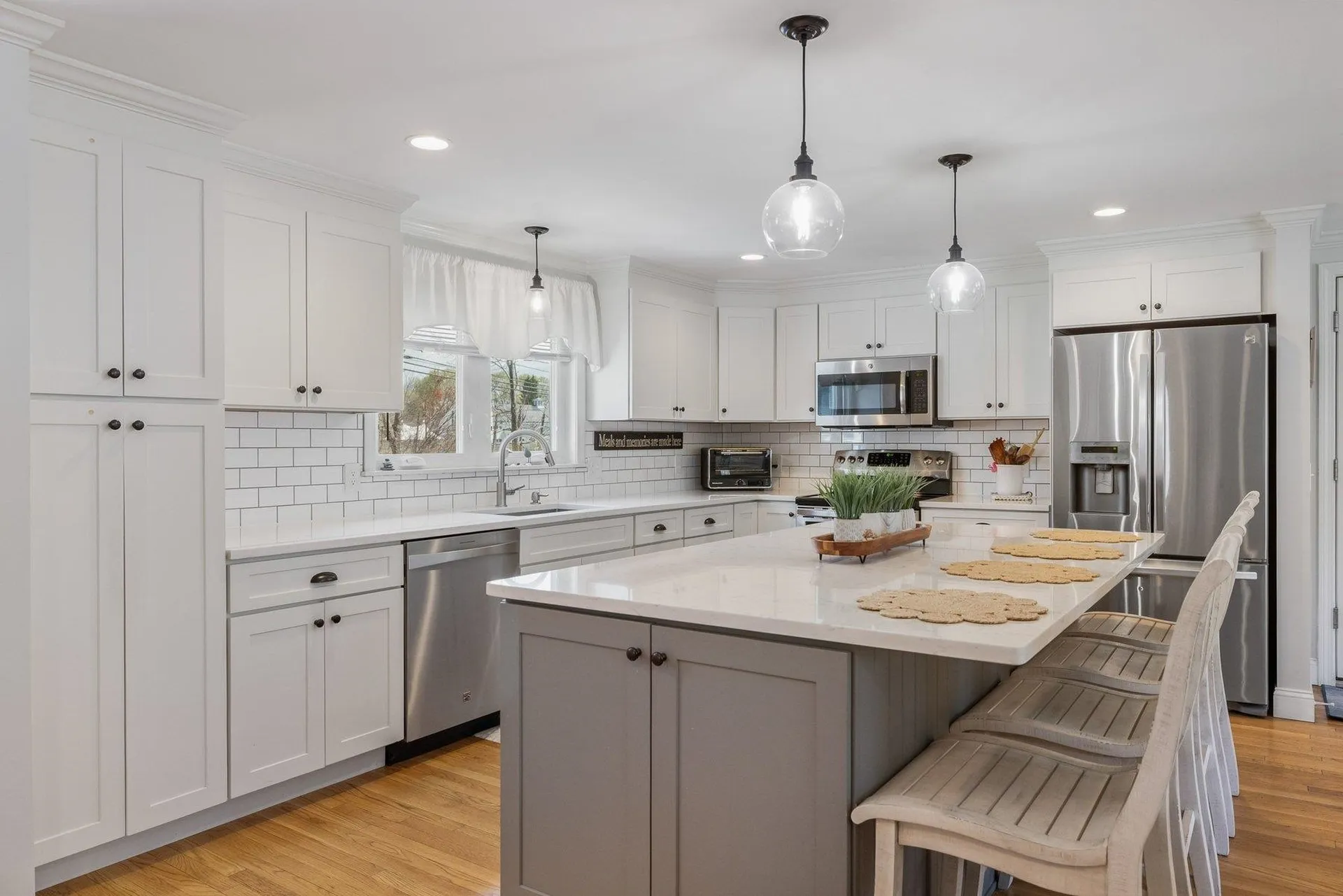 12 Hobbs Road North Hampton NH 03862