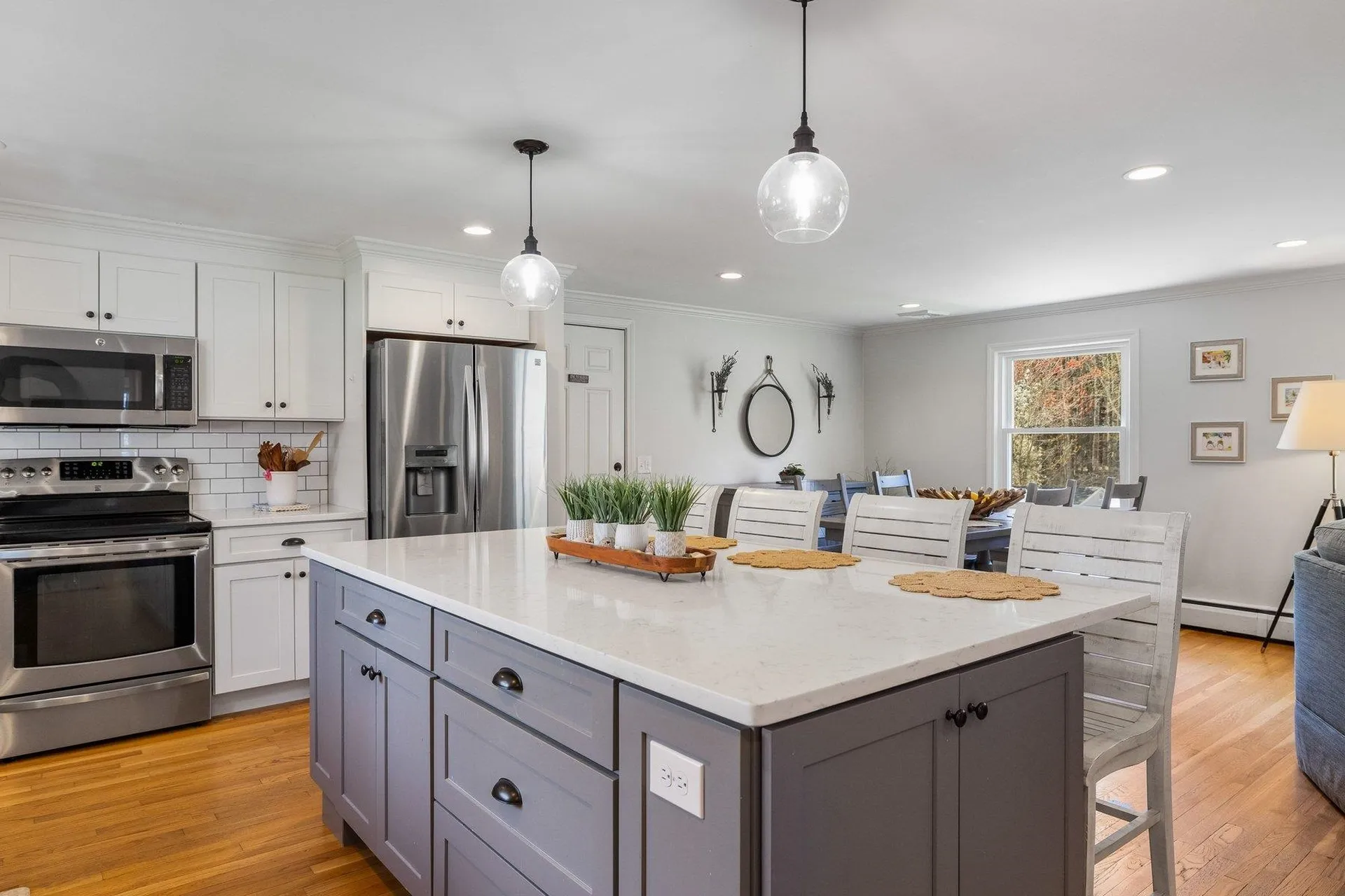 12 Hobbs Road North Hampton NH 03862