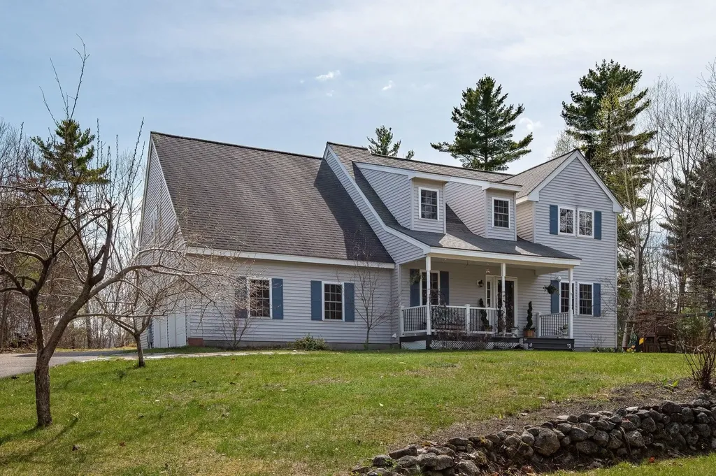 34 Village Corner Road Wolfeboro NH 03894