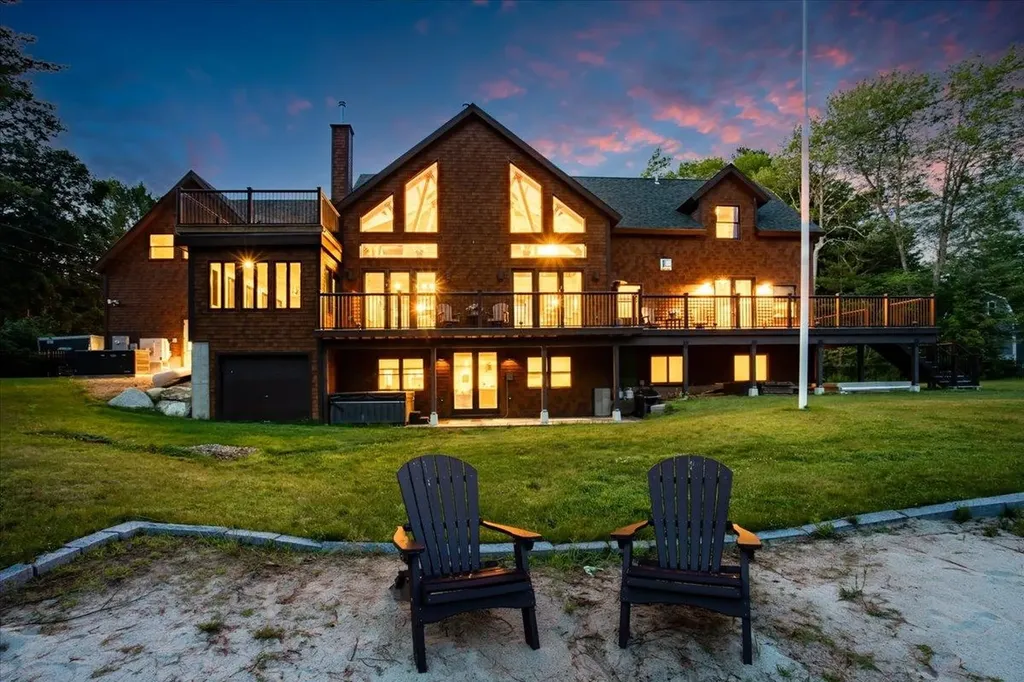 145 Hanson Drive Moultonborough NH 03254