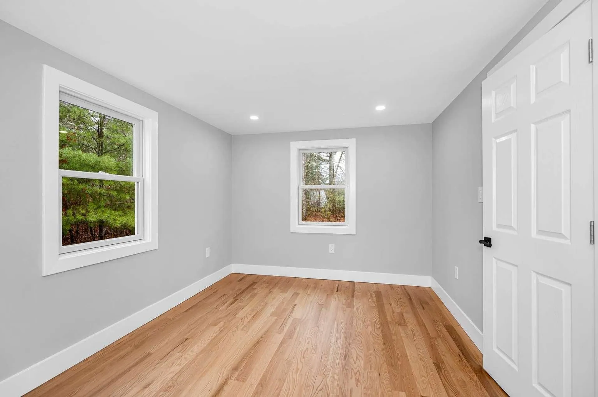 4 Tina Avenue Pelham NH 03076
