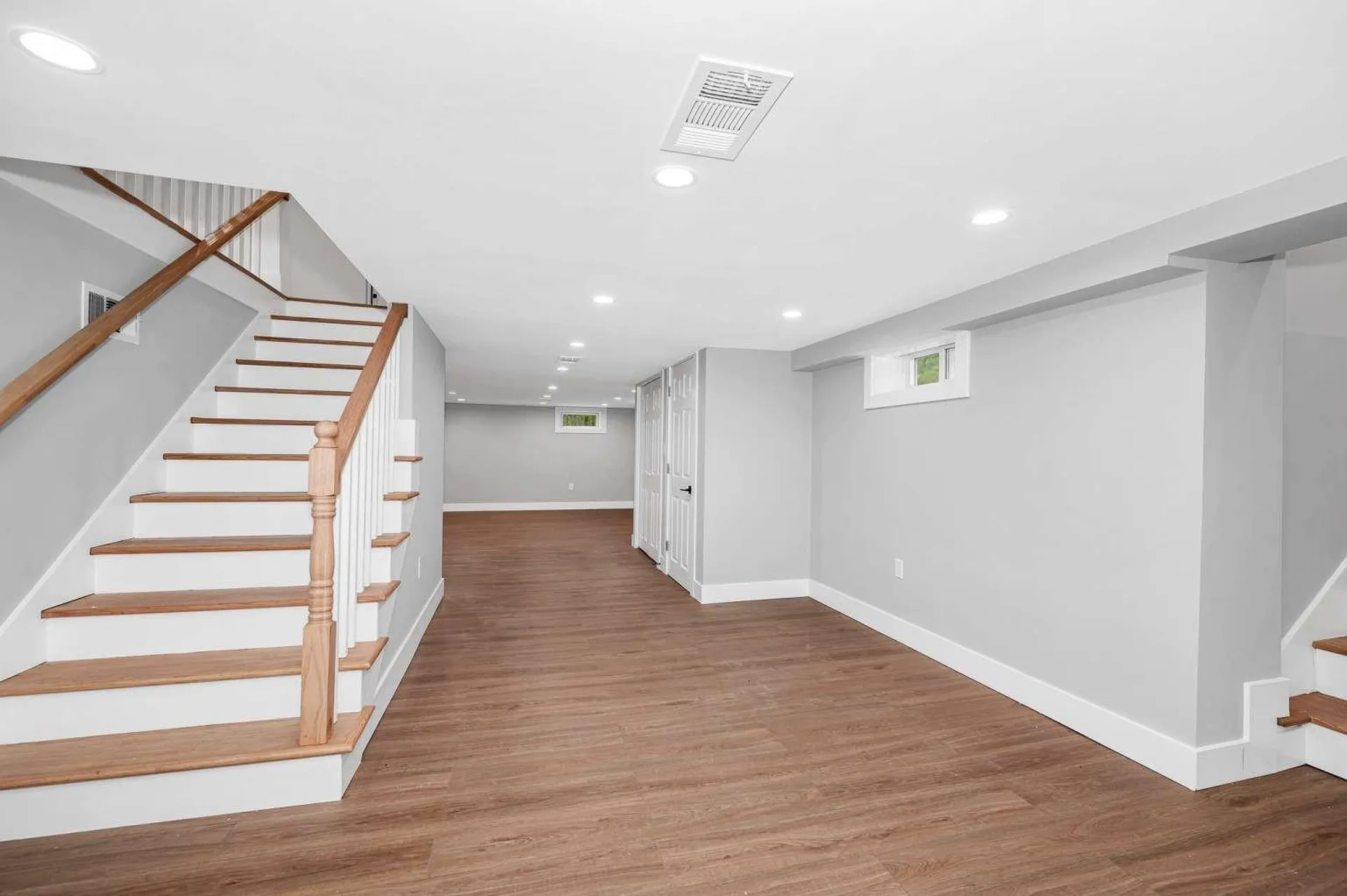 4 Tina Avenue Pelham NH 03076