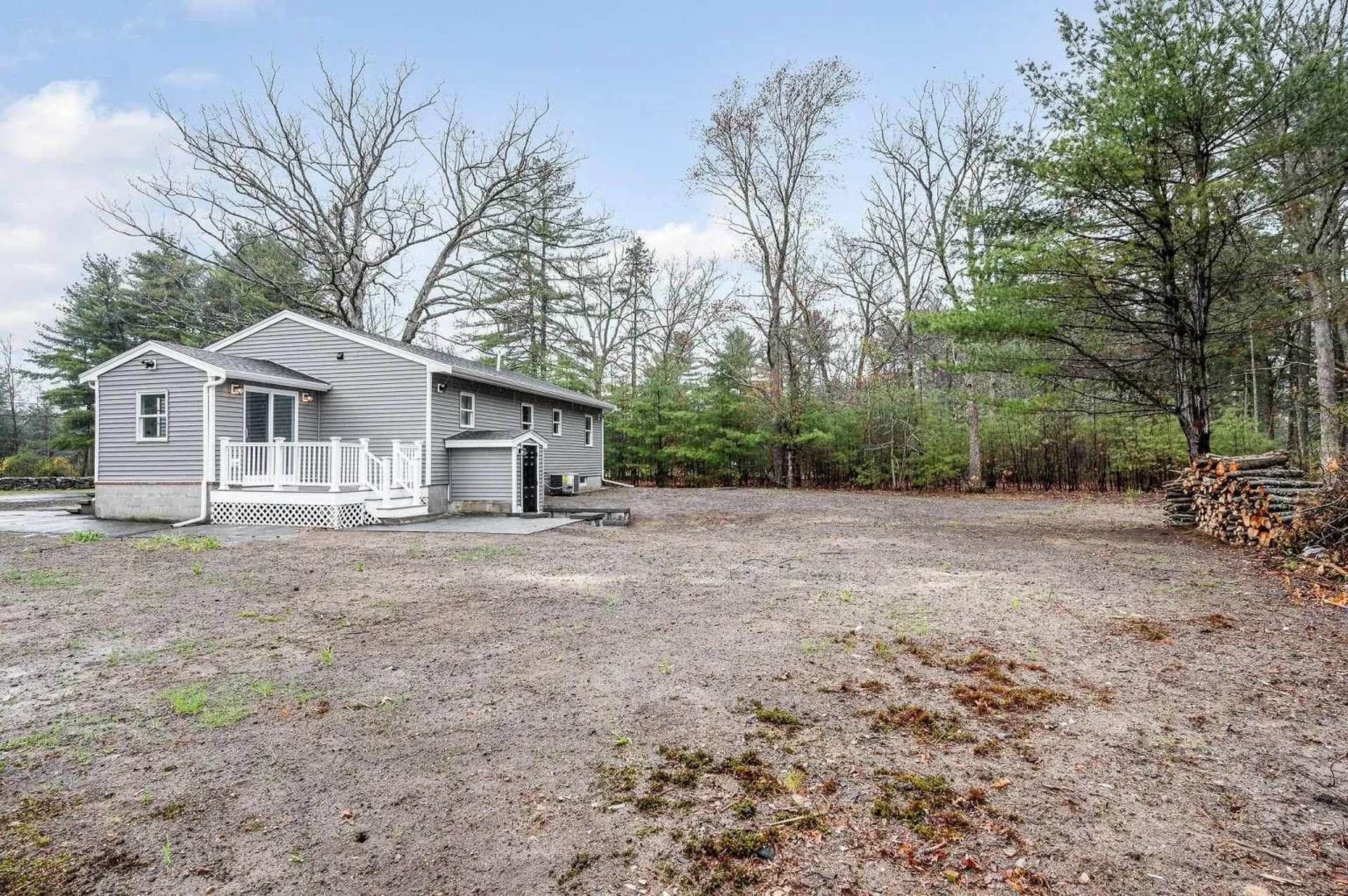 4 Tina Avenue Pelham NH 03076