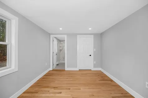 4 Tina Avenue Pelham NH 03076