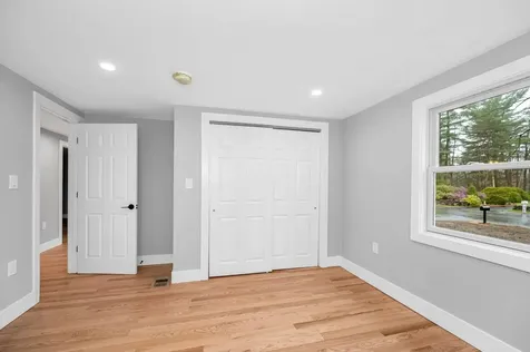 4 Tina Avenue Pelham NH 03076