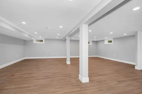 4 Tina Avenue Pelham NH 03076