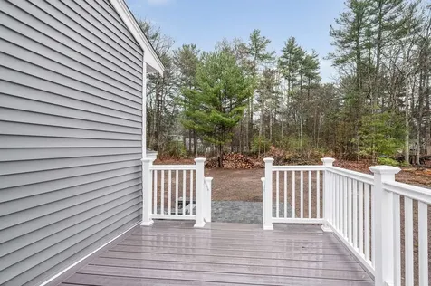 4 Tina Avenue Pelham NH 03076