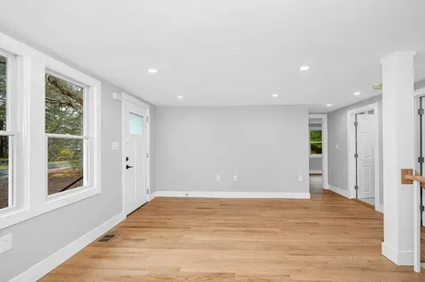 4 Tina Avenue Pelham NH 03076