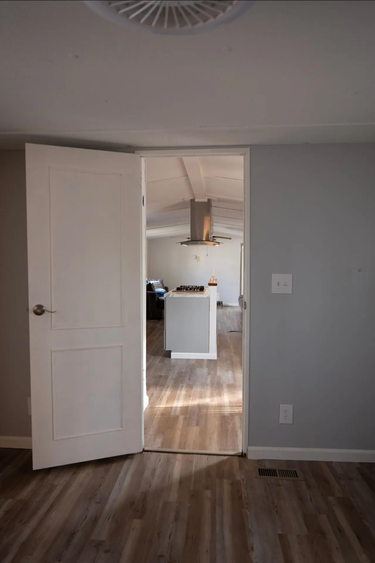18 Bangor Street Nashua NH 03063