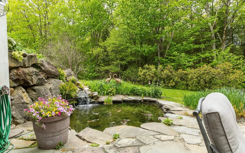693 Fitzwilliam Road Richmond NH 03470