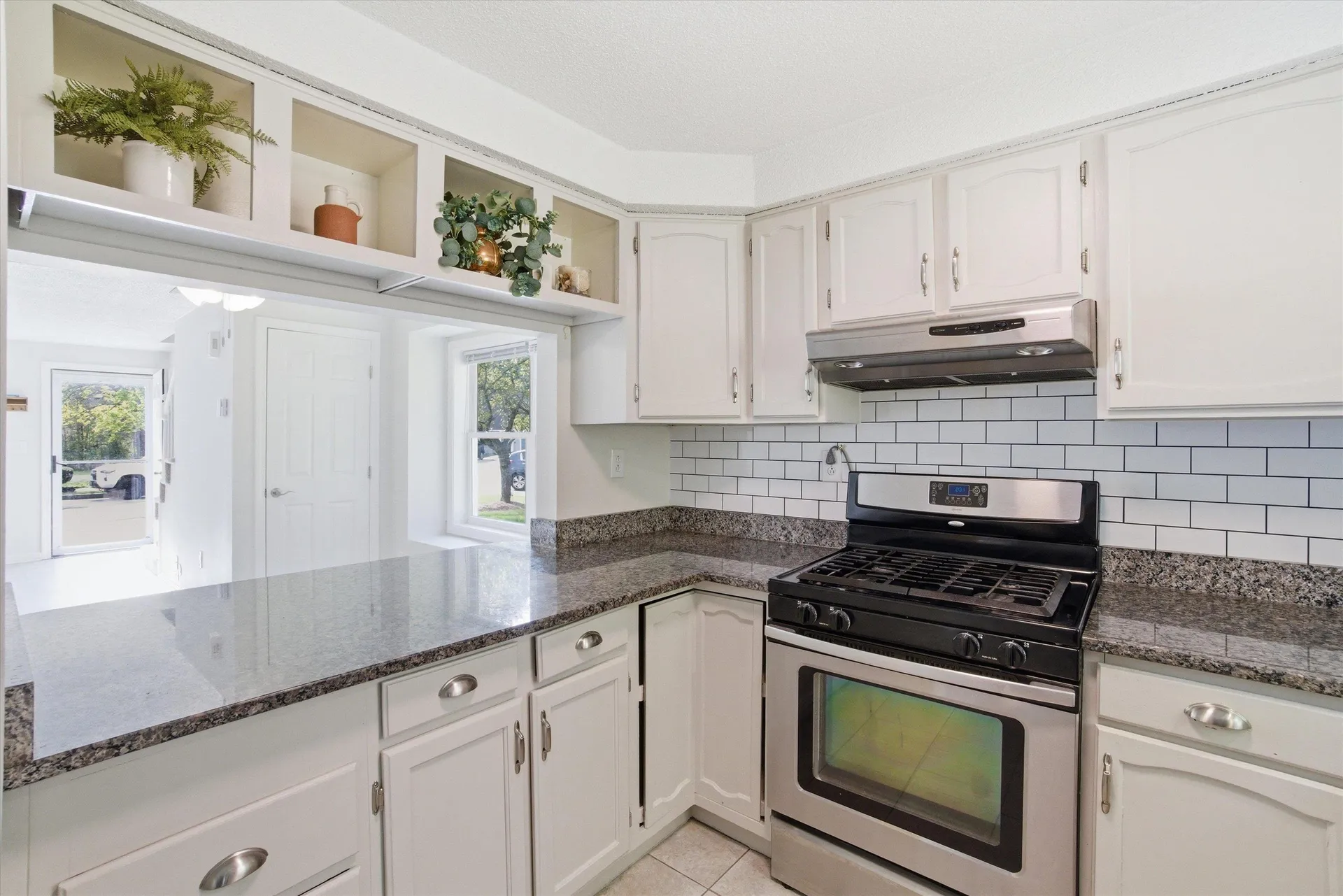 25 Blossom Lane Merrimack NH 03054