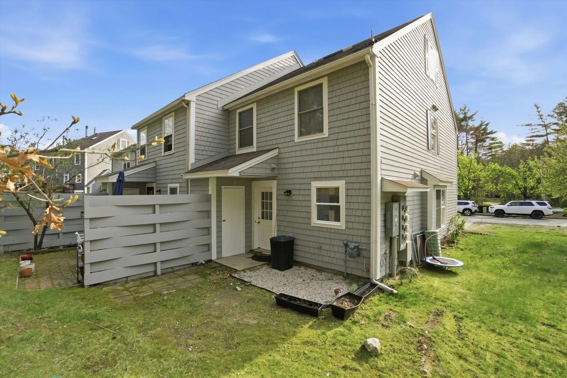 25 Blossom Lane Merrimack NH 03054