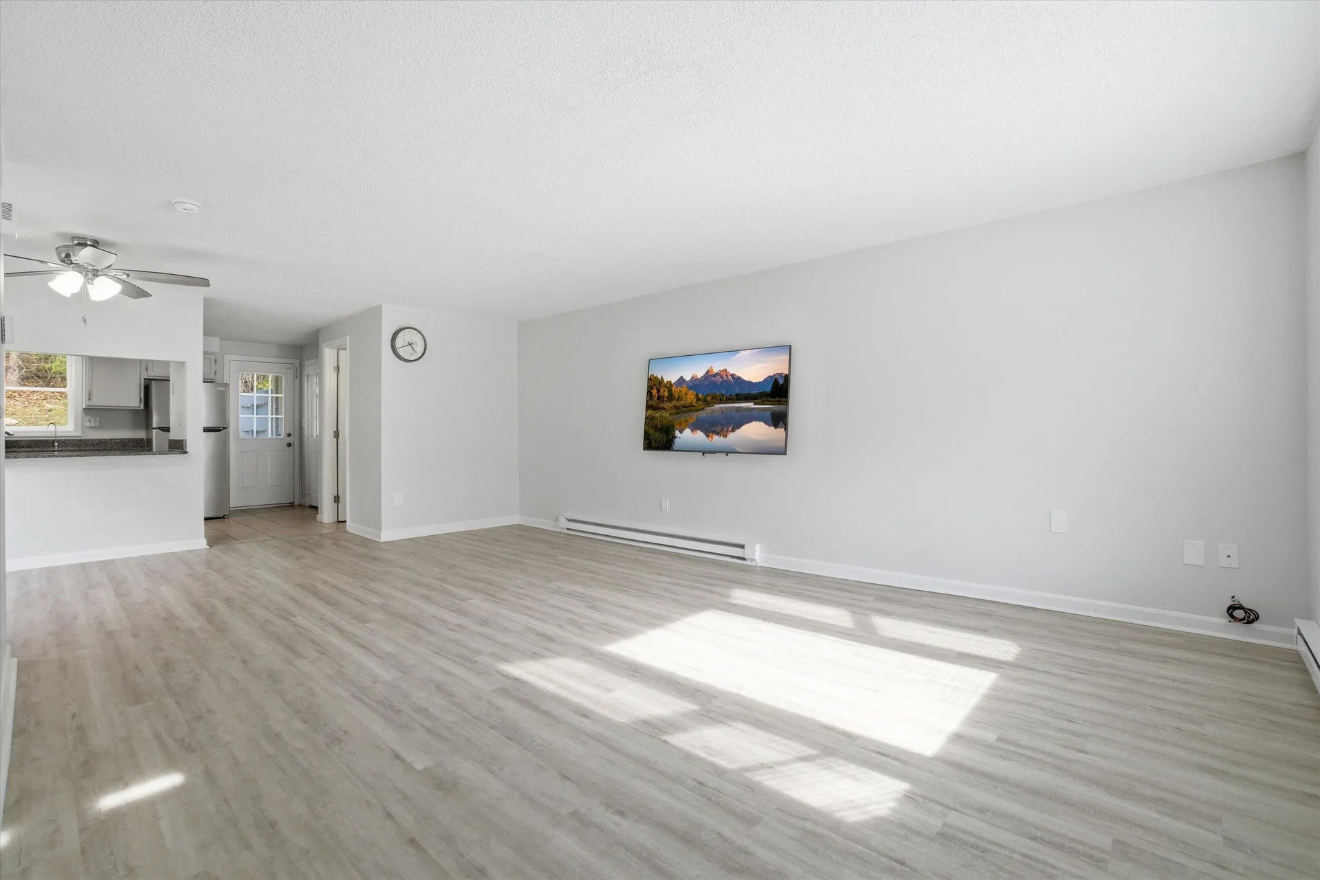 25 Blossom Lane Merrimack NH 03054