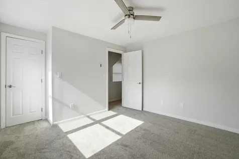 25 Blossom Lane Merrimack NH 03054