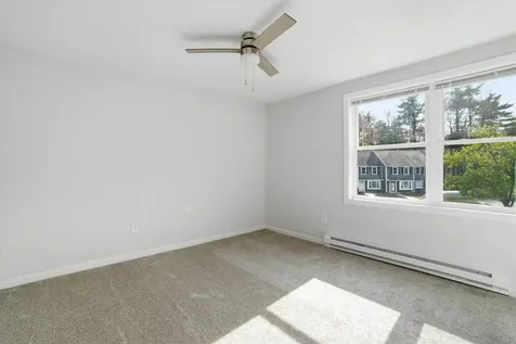 25 Blossom Lane Merrimack NH 03054