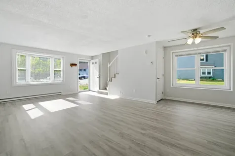 25 Blossom Lane Merrimack NH 03054