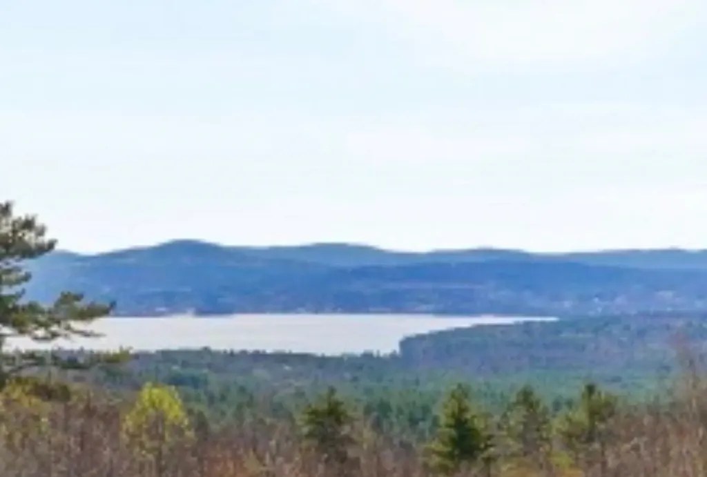 36 New Road Meredith NH 03253