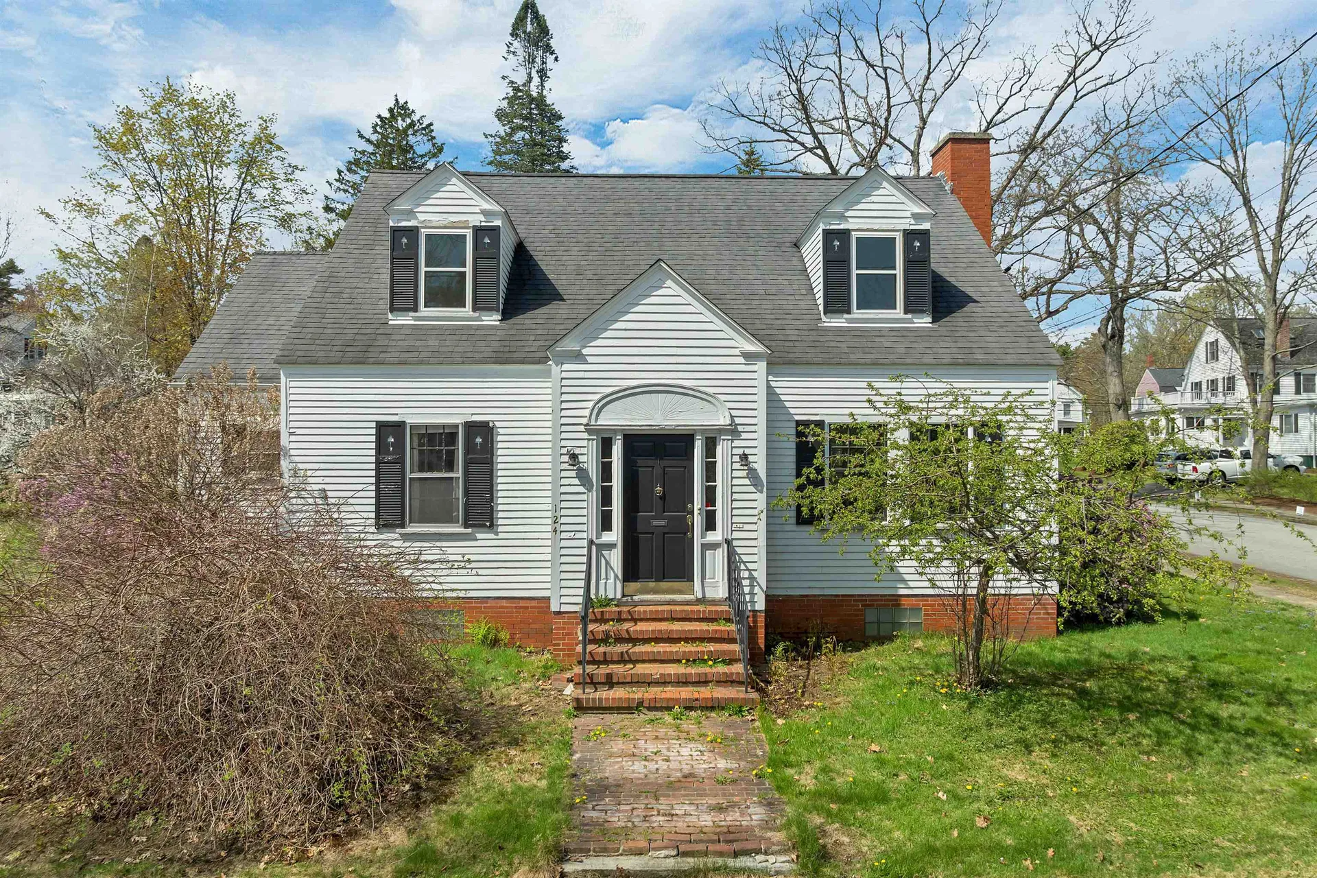 124 Dartmouth Street Laconia NH 03246
