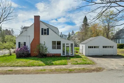 124 Dartmouth Street Laconia NH 03246