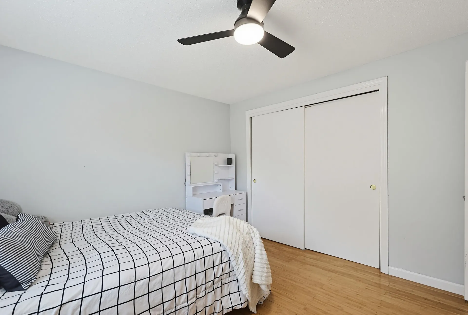 34 Juniper Road Derry NH 03038