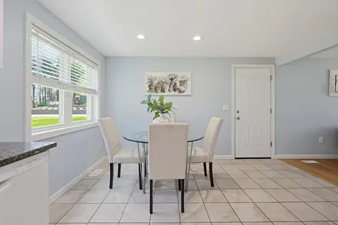 34 Juniper Road Derry NH 03038