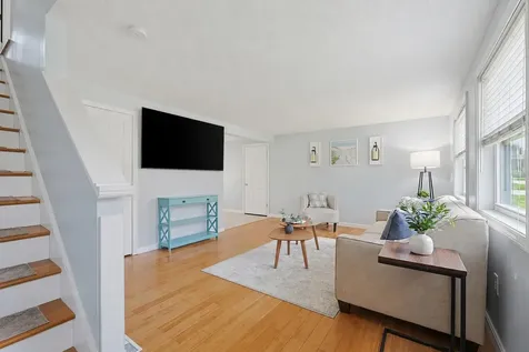 34 Juniper Road Derry NH 03038