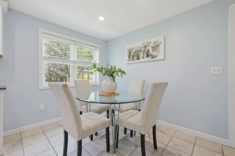 34 Juniper Road Derry NH 03038