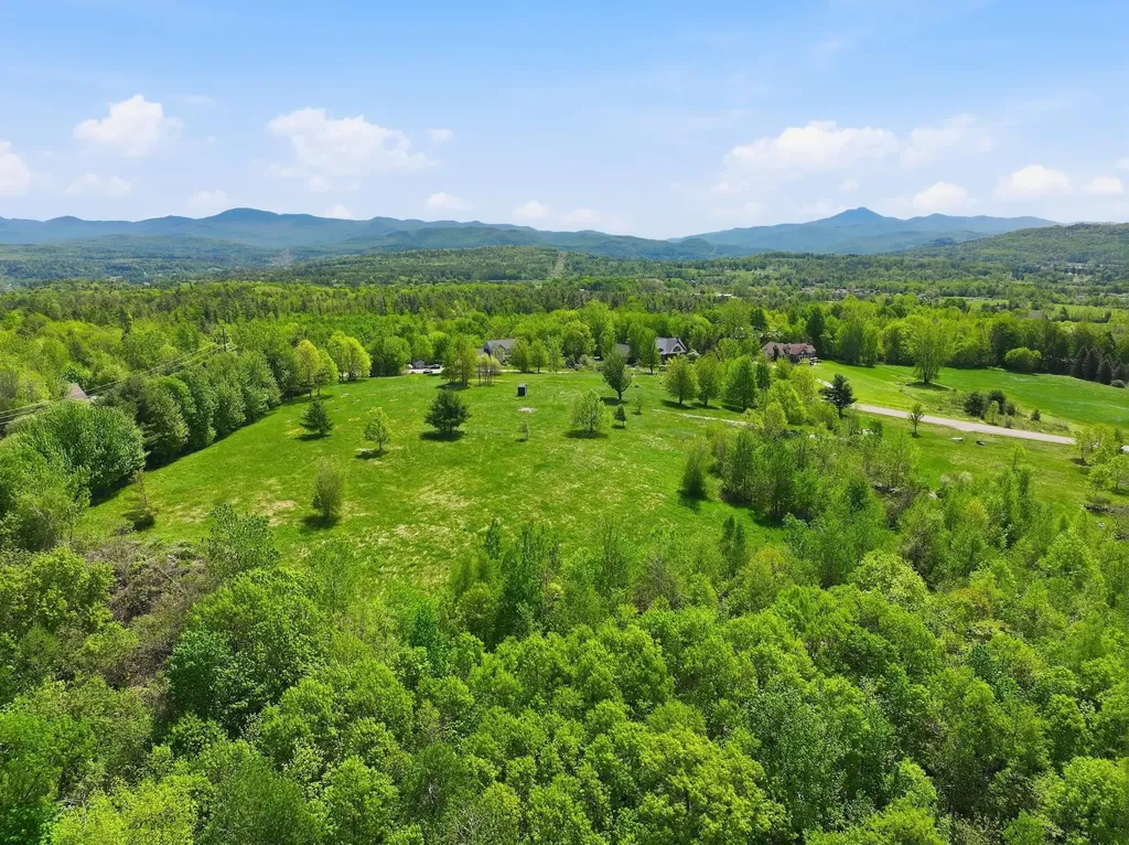 351 Ledgewood Drive Williston VT 05495