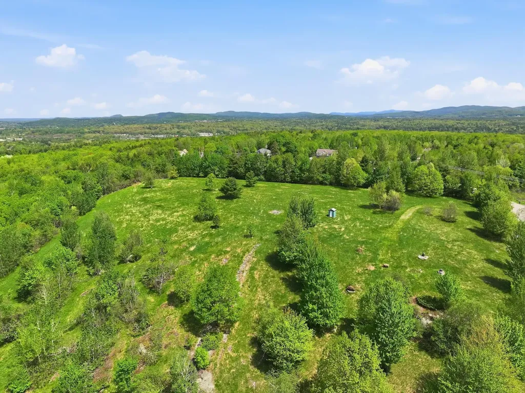 351 Ledgewood Drive Williston VT 05495