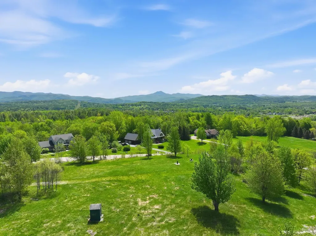 351 Ledgewood Drive Williston VT 05495
