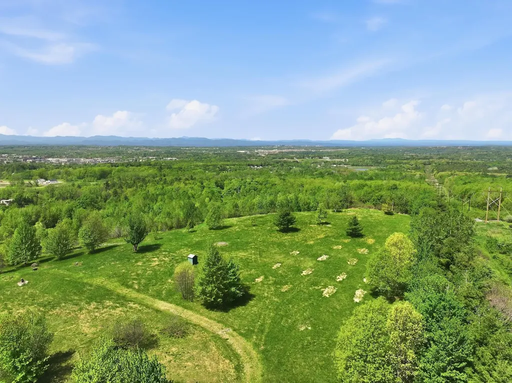 351 Ledgewood Drive Williston VT 05495