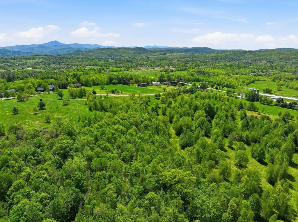351 Ledgewood Drive Williston VT 05495
