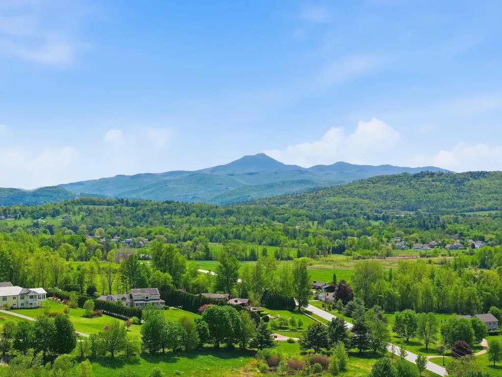 351 Ledgewood Drive Williston VT 05495