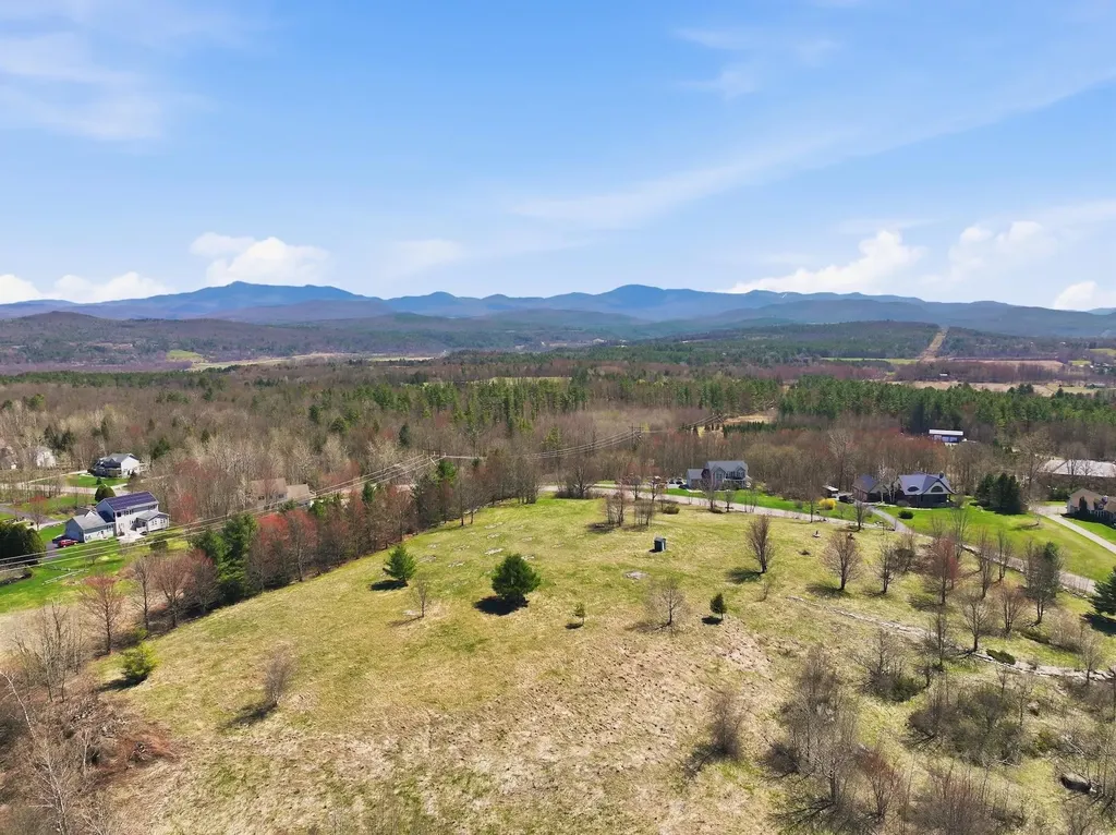 351 Ledgewood Drive Williston VT 05495