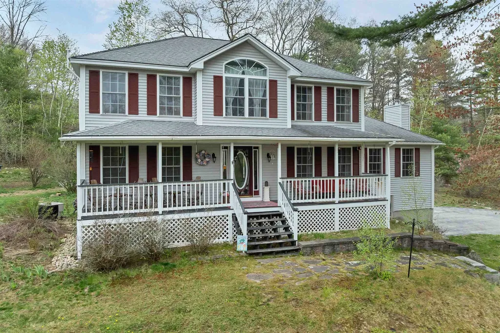71 Auburn Road Hooksett NH 03106