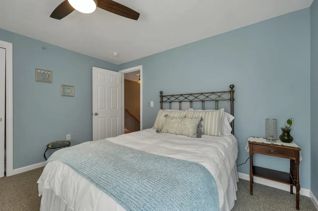 71 Auburn Road Hooksett NH 03106