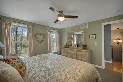 71 Auburn Road Hooksett NH 03106