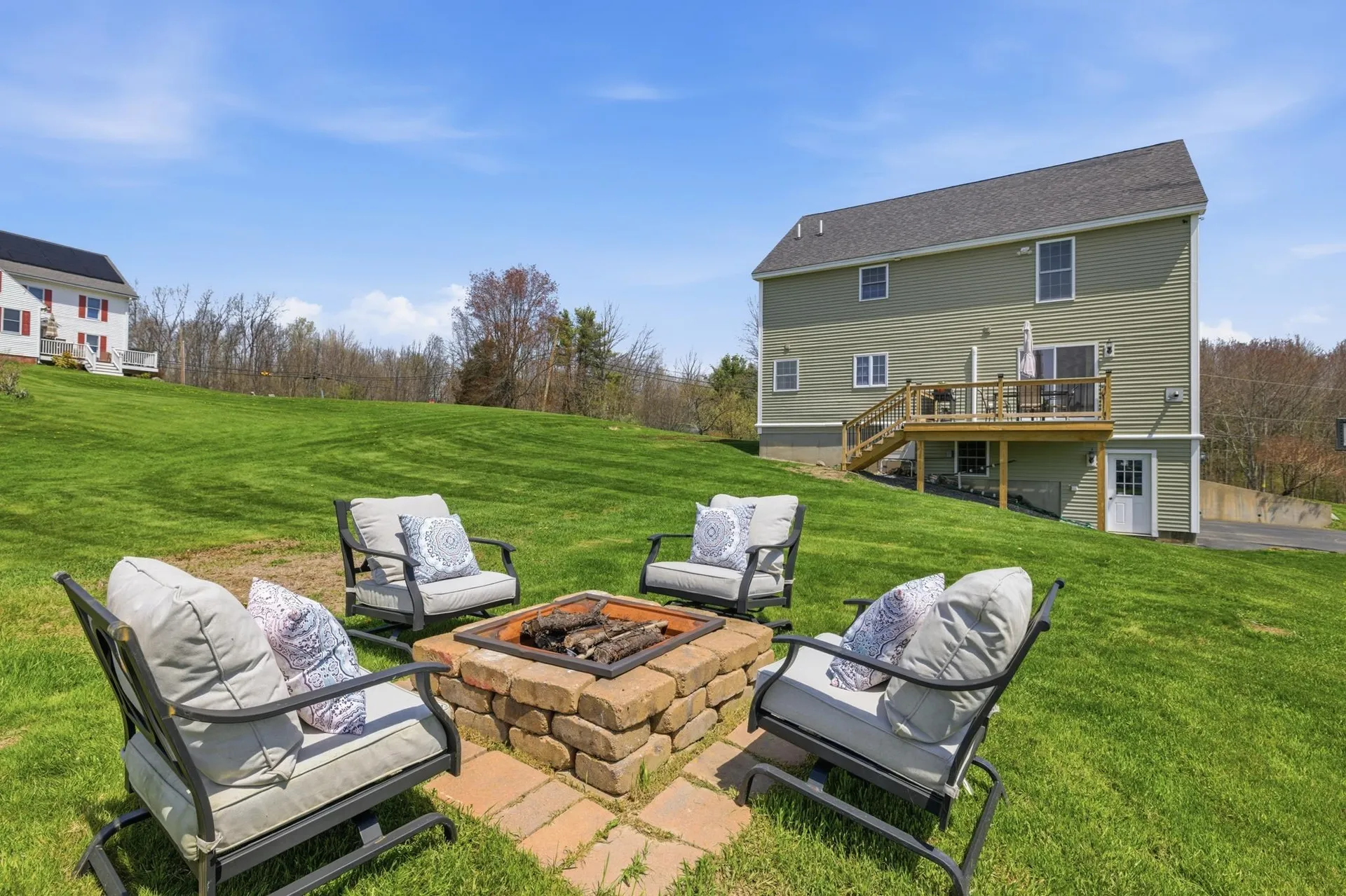 15 Baer Road Rollinsford NH 03869