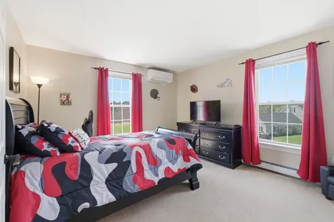 15 Baer Road Rollinsford NH 03869