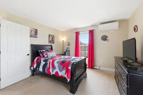 15 Baer Road Rollinsford NH 03869