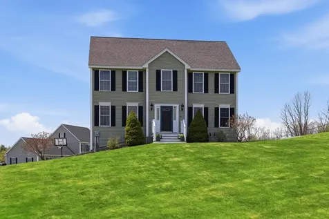 15 Baer Road Rollinsford NH 03869