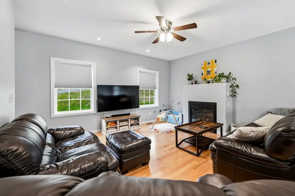 59 Hearthside Drive Barrington NH 03825