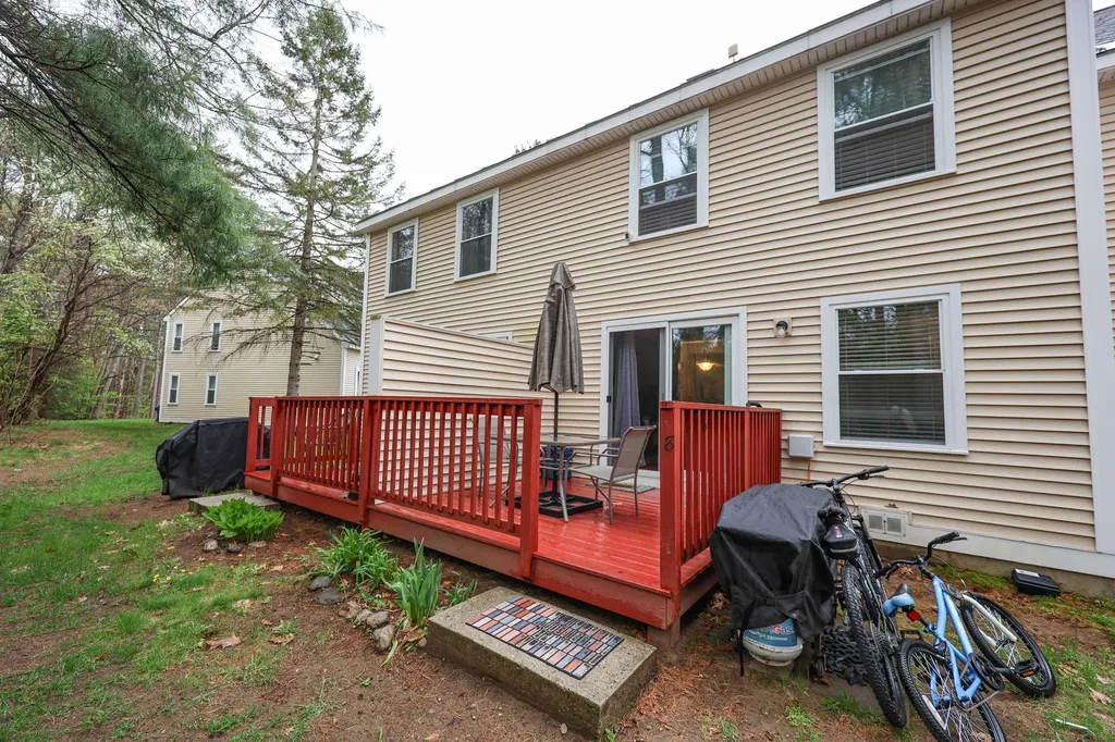 48 Modena Drive Concord NH 03303