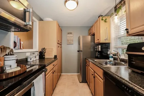 48 Modena Drive Concord NH 03303