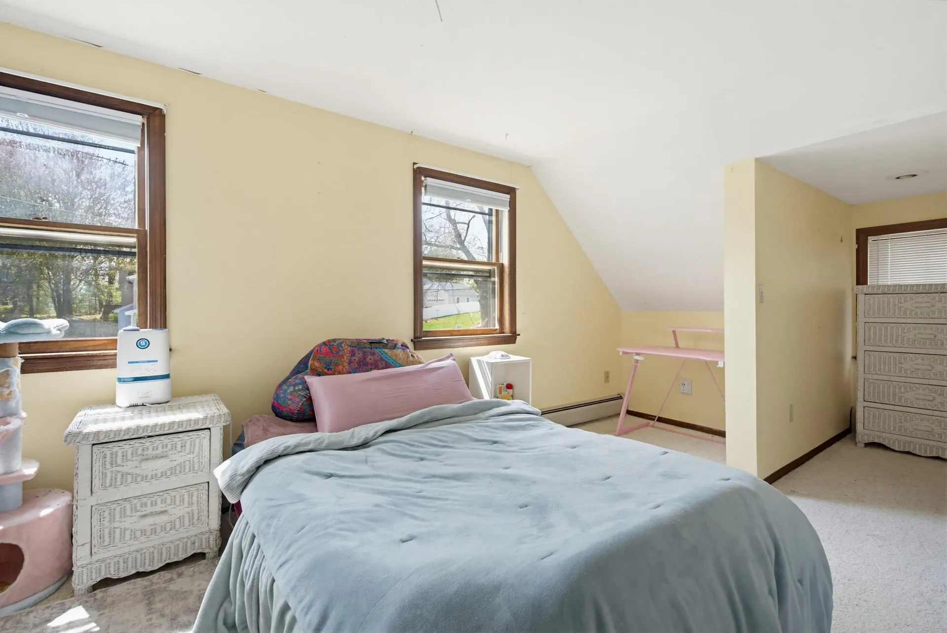 11 Custom Street Nashua NH 03062