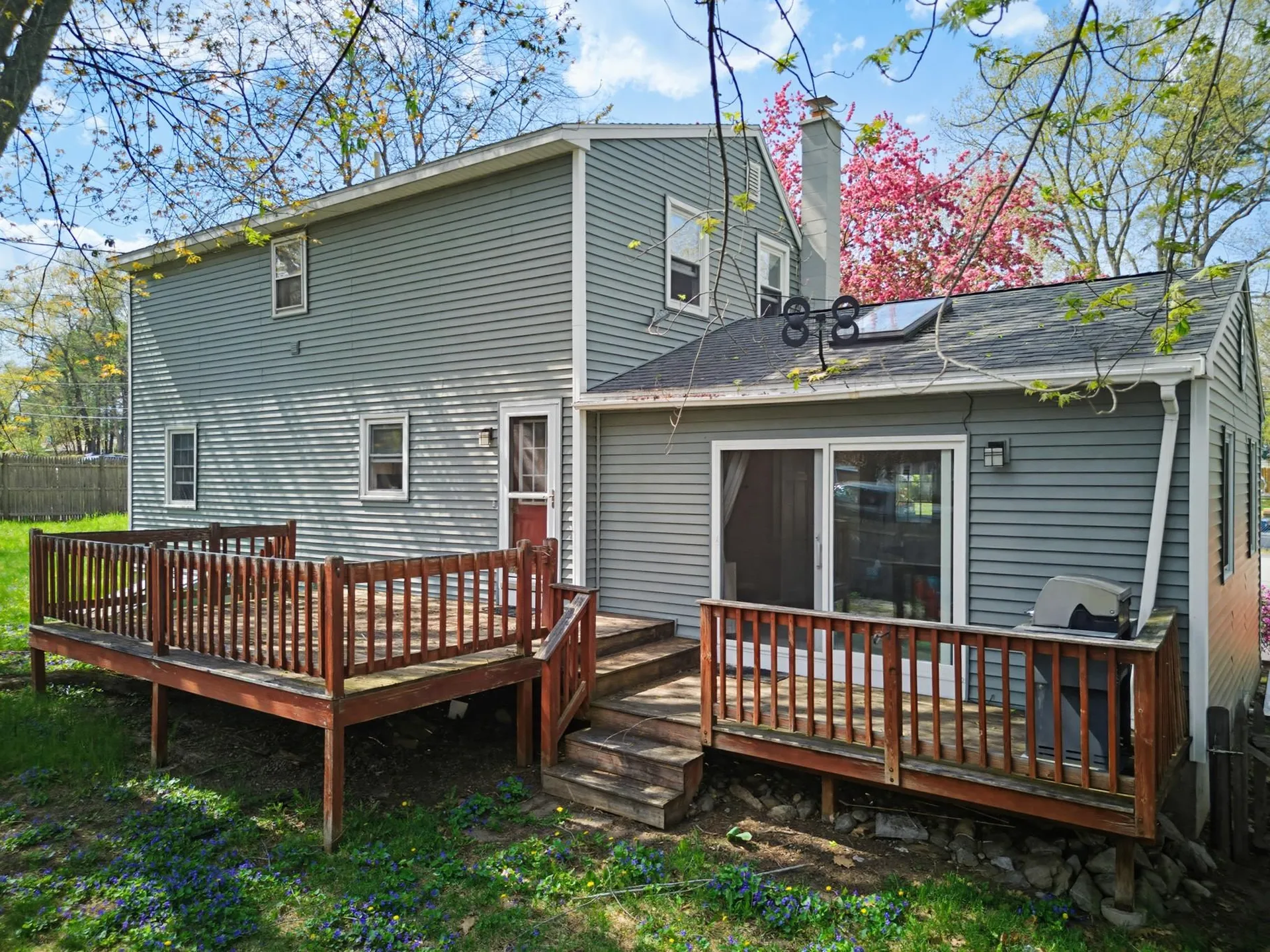 11 Custom Street Nashua NH 03062