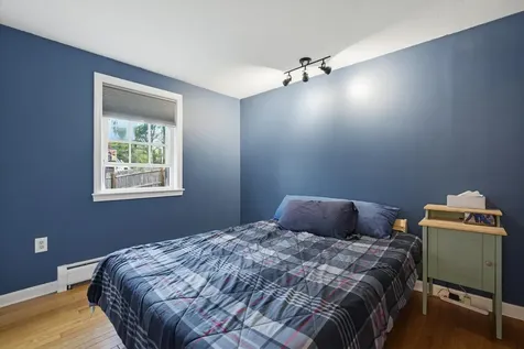 11 Custom Street Nashua NH 03062
