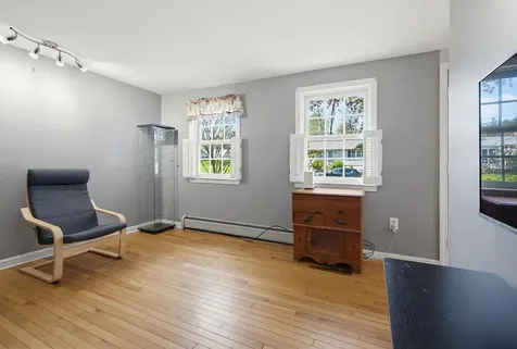 11 Custom Street Nashua NH 03062